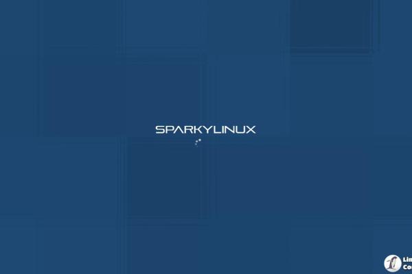 SparkyLinux 8.4 restores 32-bit support on Debian 13 base